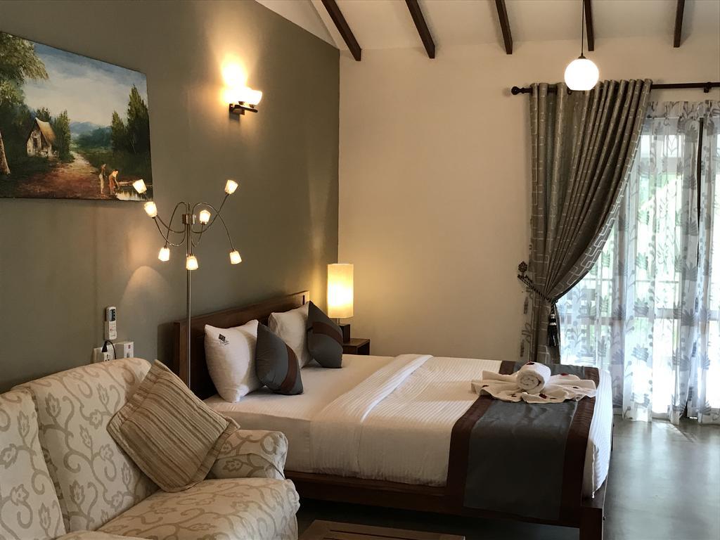 Hotel Heladiv أنرادابورام المظهر الخارجي الصورة