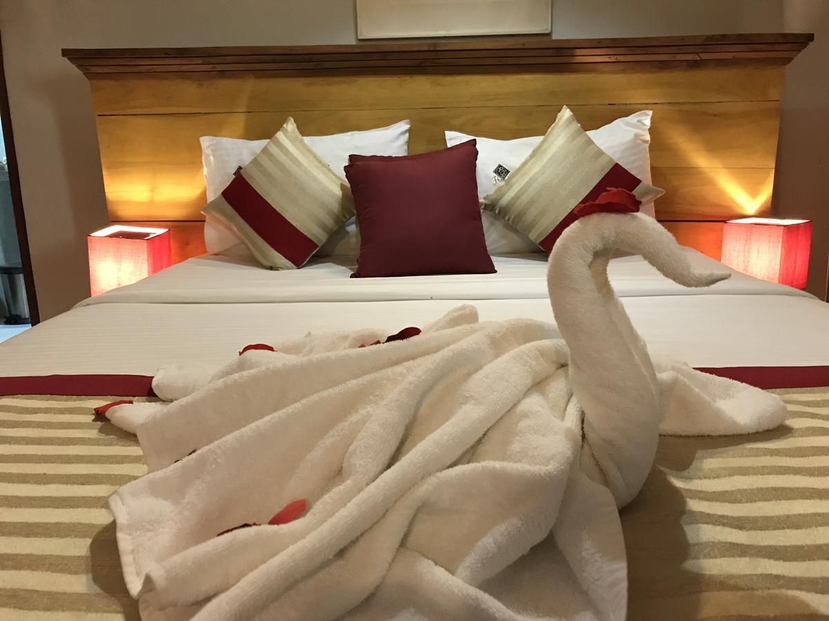 Hotel Heladiv أنرادابورام المظهر الخارجي الصورة